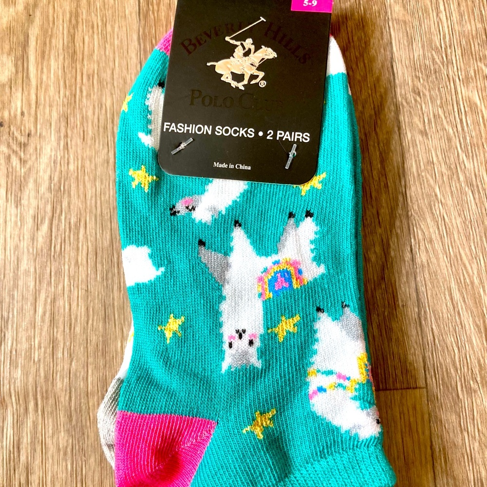 2 Pair Socks